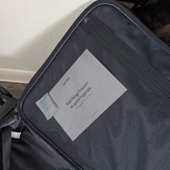 Terra 35L Soft-Sided Carry-On Luggage in Obsidian NWT - Picture 8 of 8